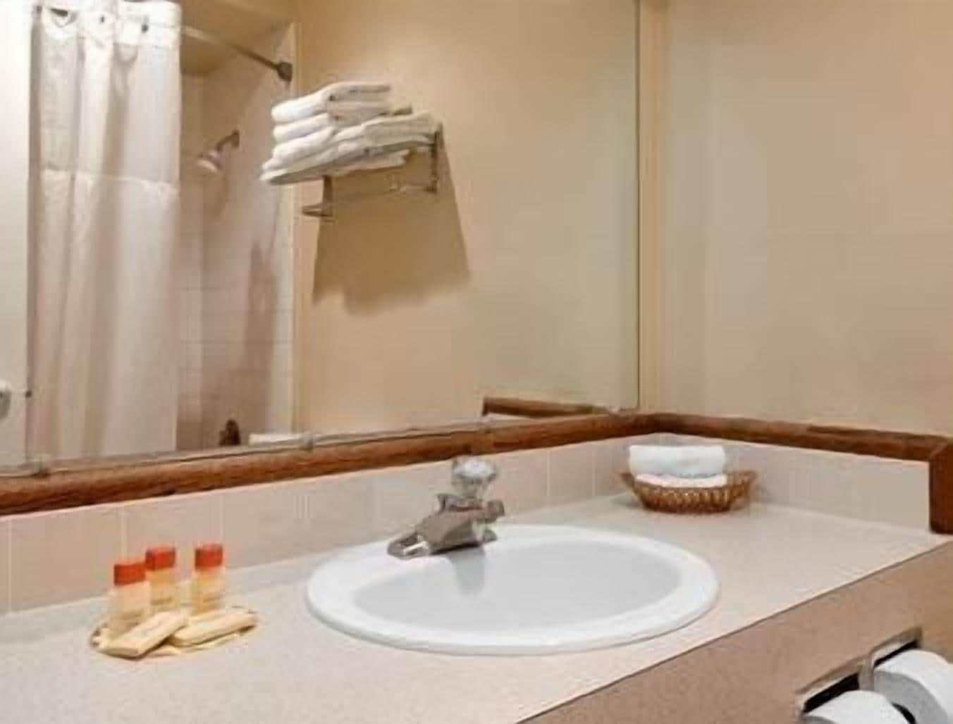 Days Inn By Wyndham Bellingham Wa Zewnętrze zdjęcie